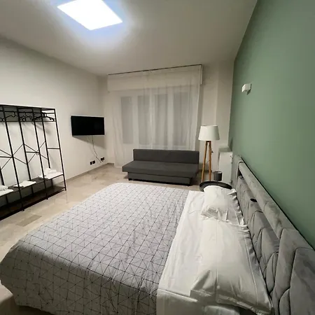 Manaroomsmarconi Pensión