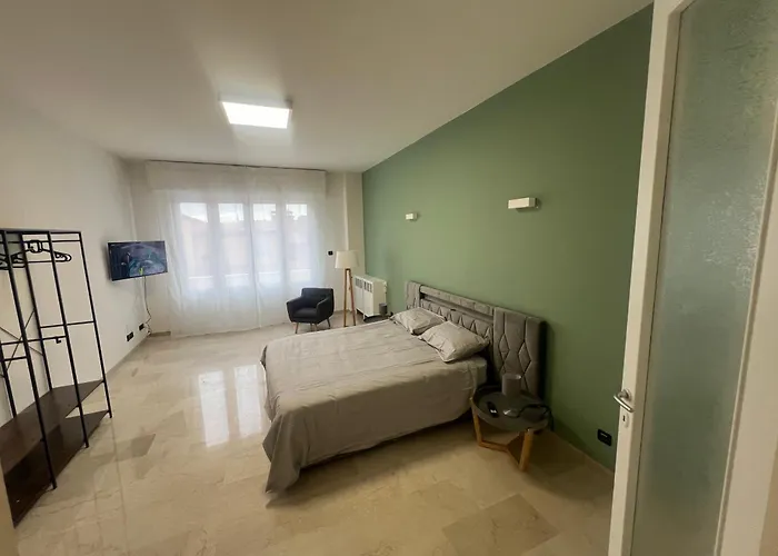 Manaroomsmarconi Penzion 3*