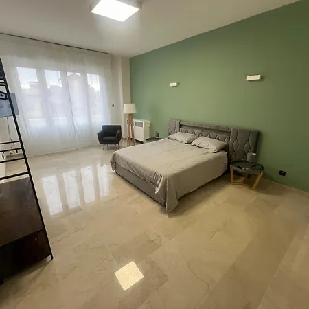 게스트하우스 Manaroomsmarconi 3*