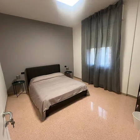 게스트하우스 Manaroomsmarconi 3*