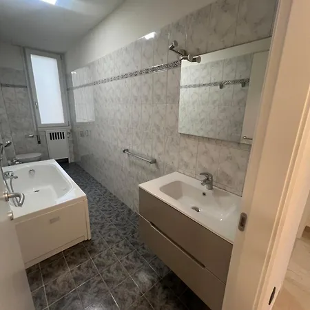 Manaroomsmarconi 게스트하우스 볼로냐