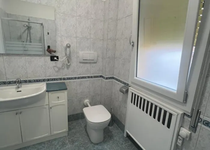 Manaroomsmarconi 3* בולוניה